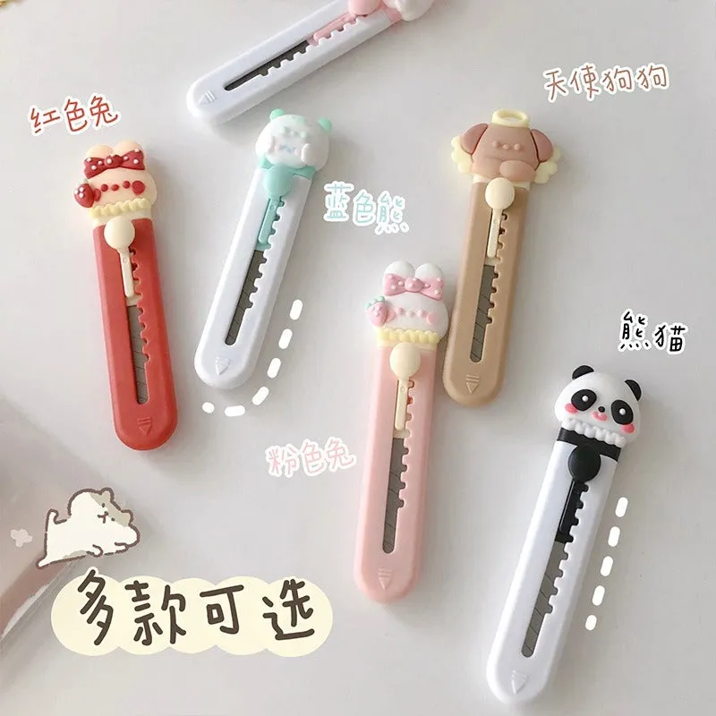 Cute Cartoon Paper Cutter