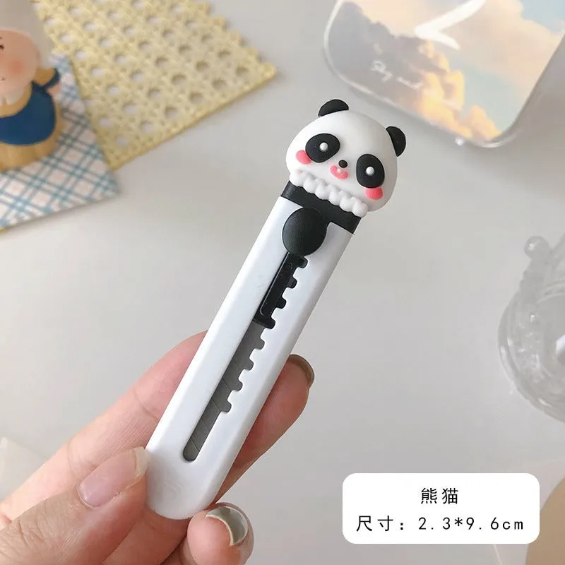 Cute Cartoon Paper Cutter