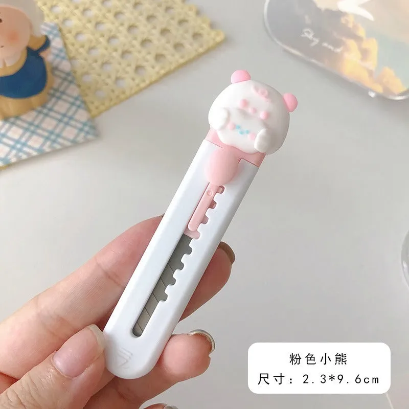 Cute Cartoon Paper Cutter