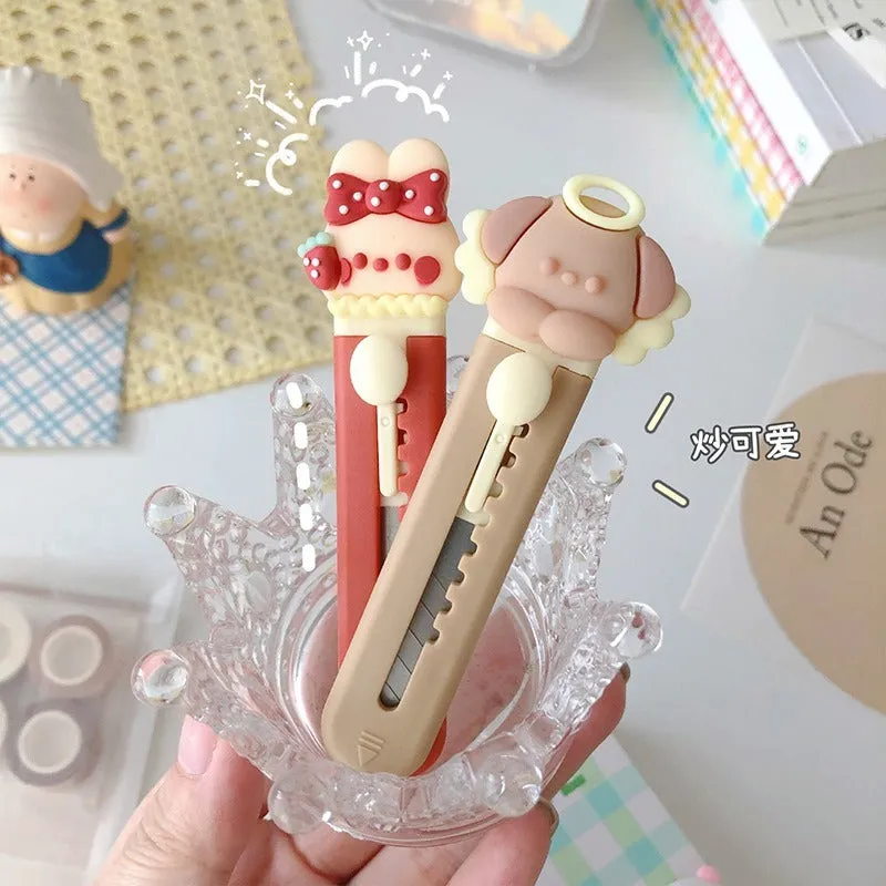 Cute Cartoon Paper Cutter