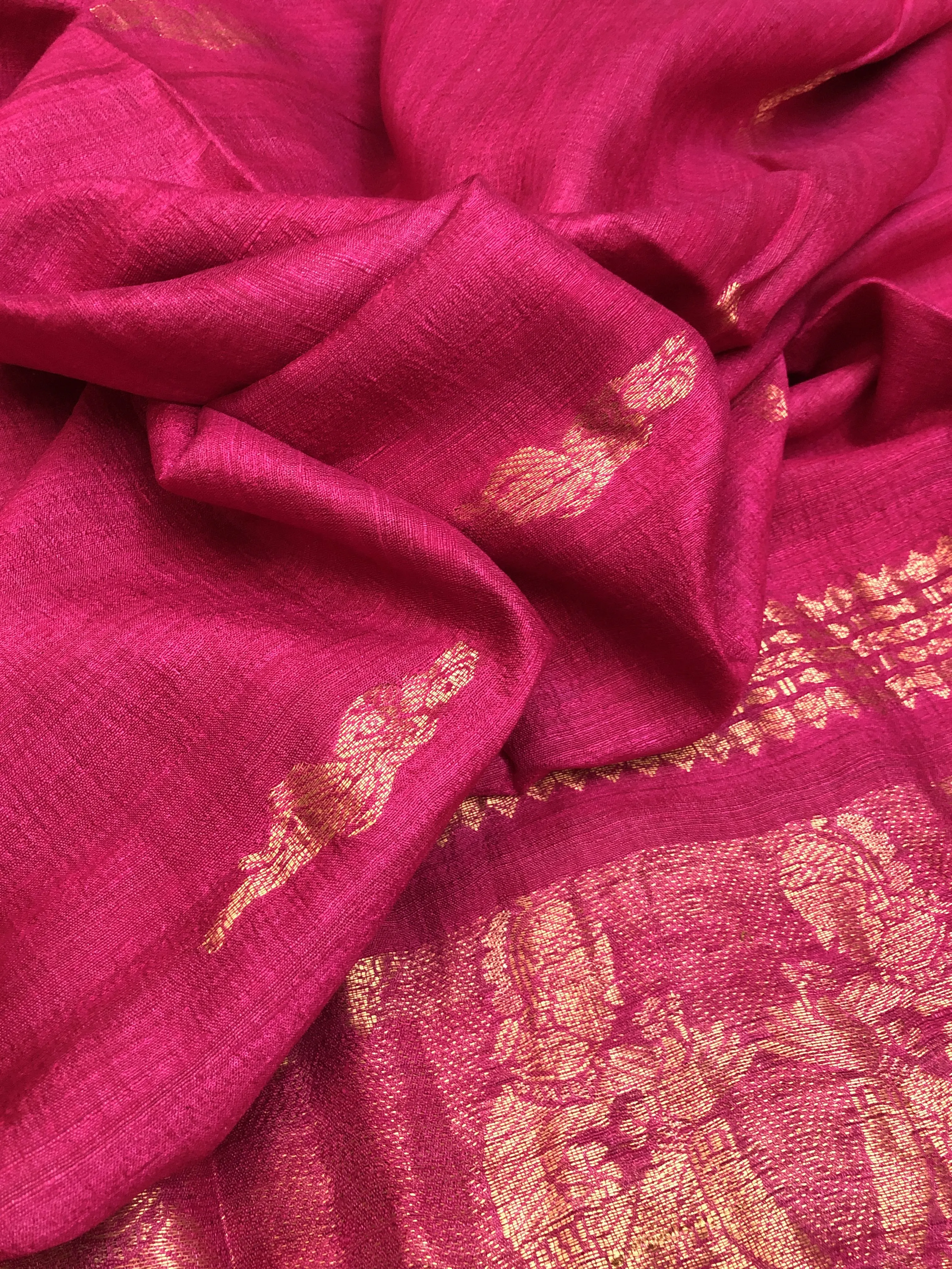 Dark Magenta Color Pure Matka Tussar Handloom with Baluchari Design