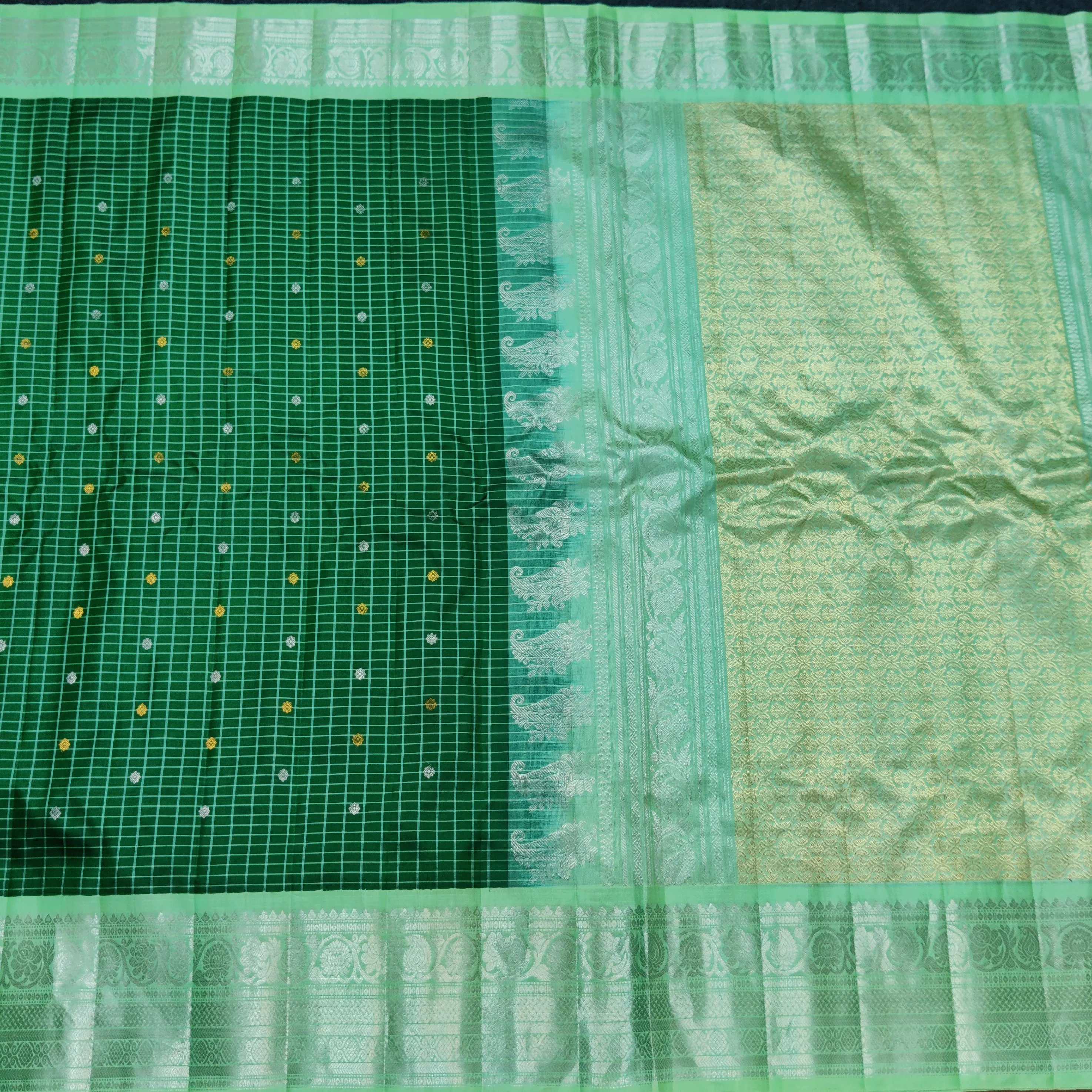 Gadwal pure handloom kuttu  silk saree - GPS49