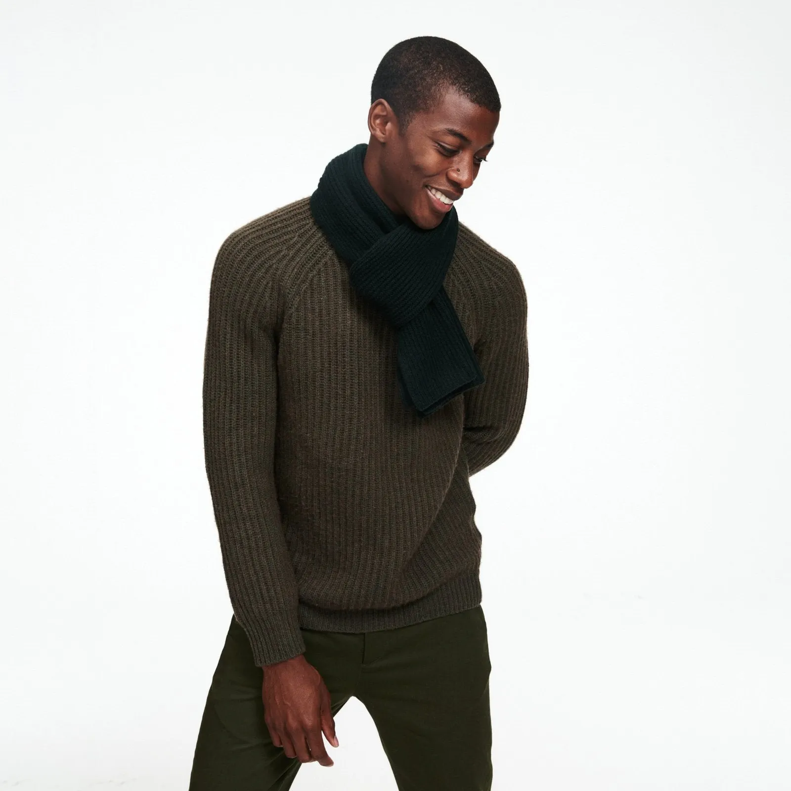 Signature Ribbed Cashmere Scarf